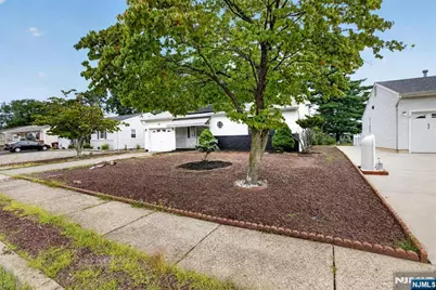 124 Northumberland Drive, Berkeley, NJ 08757 - Photo 4