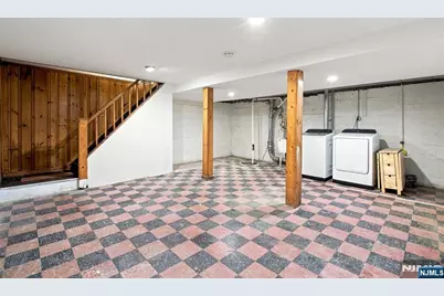 100 Overlook Avenue, Leonia, NJ 07605 - Photo 32