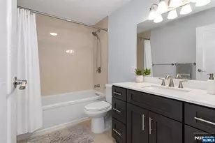 117 Harmon Cove Tower 117, Secaucus, NJ 07094 - Photo 18