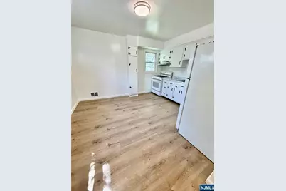 85 Wood Place, Dumont, NJ 07628 - Photo 6