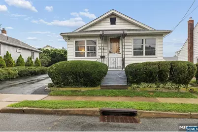 16 Lee Street, Elmwood Park, NJ 07407 - Photo 1