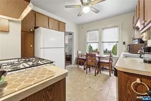 16 Lee St, Elmwood Park, NJ 07407 - Photo 12