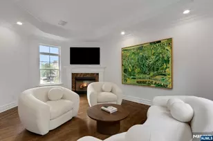704 Heights Ln, Tenafly, NJ 07670 - Photo 4