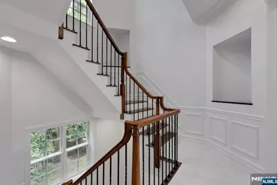 704 Heights Lane, Tenafly, NJ 07670 - Photo 8