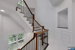 704 Heights Ln, Tenafly, NJ 07670 - Photo 8
