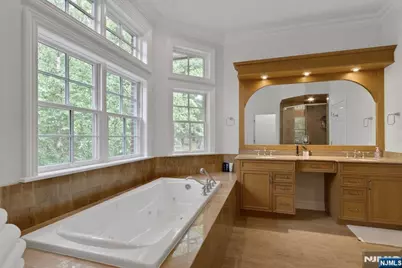 704 Heights Lane, Tenafly, NJ 07670 - Photo 22