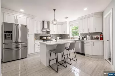 255 E 54th Street, Elmwood Park, NJ 07407 - Photo 2