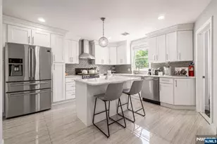 255 E 54th St, Elmwood Park, NJ 07407 - Photo 2