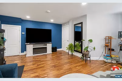 255 E 54th Street, Elmwood Park, NJ 07407 - Photo 18