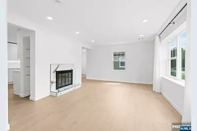2-25 Kenneth Avenue, Fair Lawn, NJ 07410 - Photo 6
