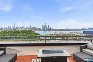 530 Gregory Ave Cp5, Weehawken, NJ 07086 - Photo 2