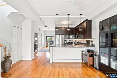 530 Gregory Avenue Cp5 #CP5, Weehawken, NJ 07086 - Photo 12