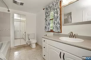 110 Hamilton Ave, Dumont, NJ 07628 - Photo 32