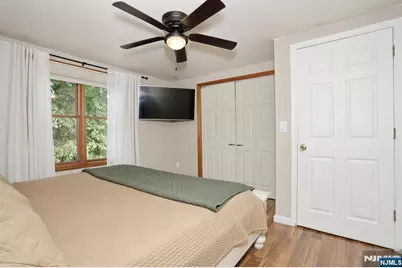 110 Hamilton Avenue, Dumont, NJ 07628 - Photo 26