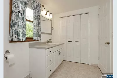 110 Hamilton Avenue, Dumont, NJ 07628 - Photo 34