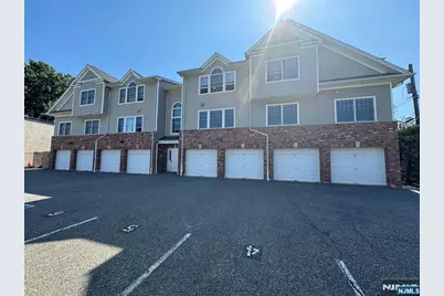 35 Prospect Street 9 #9, Palisades Park, NJ 07650 - Photo 2