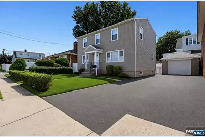 418 President Street, Saddle Brook Township, NJ 07663 - Photo 2