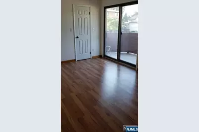 2427B 3rd Street, Fort Lee, NJ 07024 - Photo 8