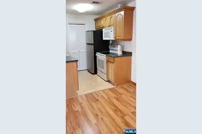 2427B 3rd Street, Fort Lee, NJ 07024 - Photo 4
