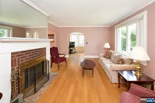 76 Poplar St, Ridgefield Park, NJ 07660 - Photo 4