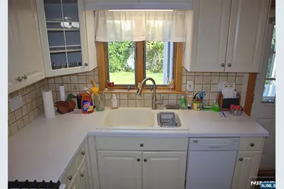 138 11th Street, Wood Ridge, NJ 07075 - Photo 10