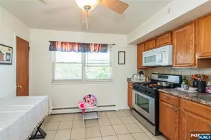 20 Halsey Ave 6, Haledon, NJ 07508 - Photo 8