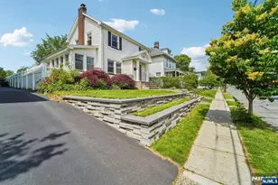34 Cypress, Millburn, NJ 07041 - Photo 2