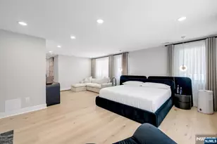 22A Berkshire Pl A, Englewood Cliffs, NJ 07632 - Photo 18