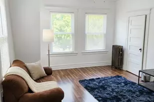 19 Cloverhill Pl, Montclair, NJ 07042 - Photo 6