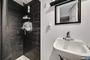 464 Simons Ave, Hackensack, NJ 07601 - Photo 14