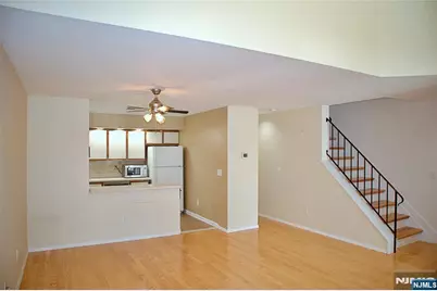 910 River Renaissance C10 #C10, East Rutherford, NJ 07073 - Photo 6