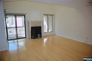910 River Renaissance C10, East Rutherford, NJ 07073 - Photo 2