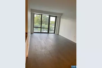320 Adolphus Avenue 408 #408, Cliffside Park, NJ 07010 - Photo 6