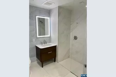 320 Adolphus Avenue 408 #408, Cliffside Park, NJ 07010 - Photo 10