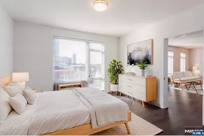 159 Cedar 202 #202, Fort Lee, NJ 07024 - Photo 4