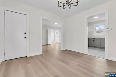 15 Cottage Place, East Orange, NJ 07017 - Photo 18