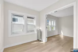 15 Cottage Pl, East Orange, NJ 07017 - Photo 14