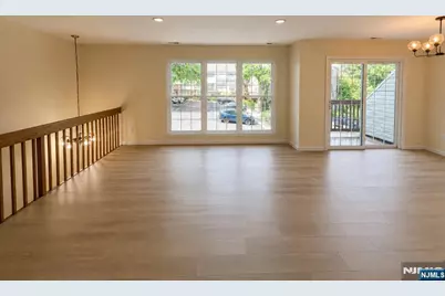756 Charles, Fort Lee, NJ 07024 - Photo 10
