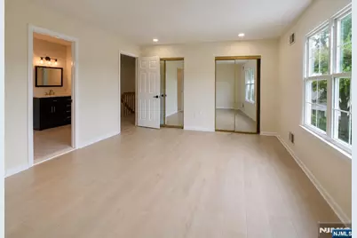 756 Charles, Fort Lee, NJ 07024 - Photo 16
