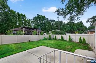 870 Crescent Dr, Rahway, NJ 07065 - Photo 22