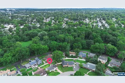 870 Crescent Drive, Rahway, NJ 07065 - Photo 26