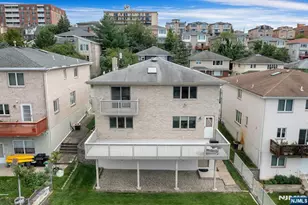 235 10th St, Palisades Park, NJ 07650 - Photo 46