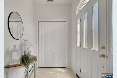 235 10th Street, Palisades Park, NJ 07650 - Photo 2