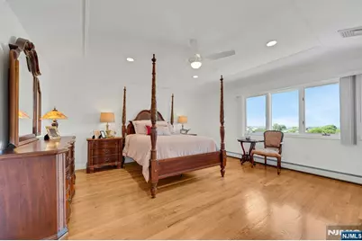 235 10th Street, Palisades Park, NJ 07650 - Photo 16