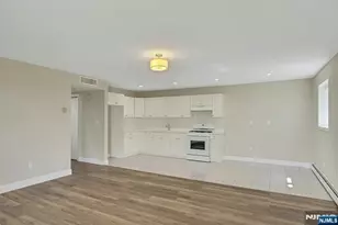 235 10th St, Palisades Park, NJ 07650 - Photo 34