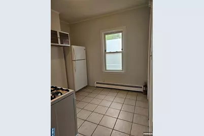 208 Quincy Avenue 1 #1, Kearny, NJ 07032 - Photo 8