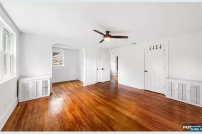 1016 Grace Terrace, Teaneck Township, NJ 07666 - Photo 12