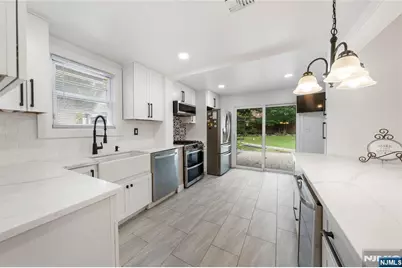 1016 Grace Terrace, Teaneck Township, NJ 07666 - Photo 12