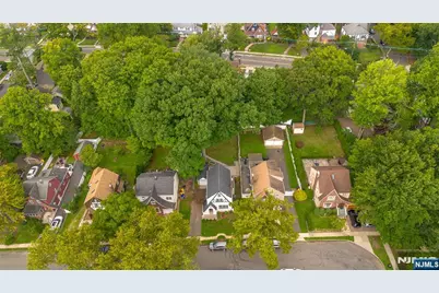 1016 Grace Terrace, Teaneck Township, NJ 07666 - Photo 30