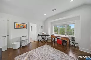 28 Leroy St, Tenafly, NJ 07670 - Photo 20